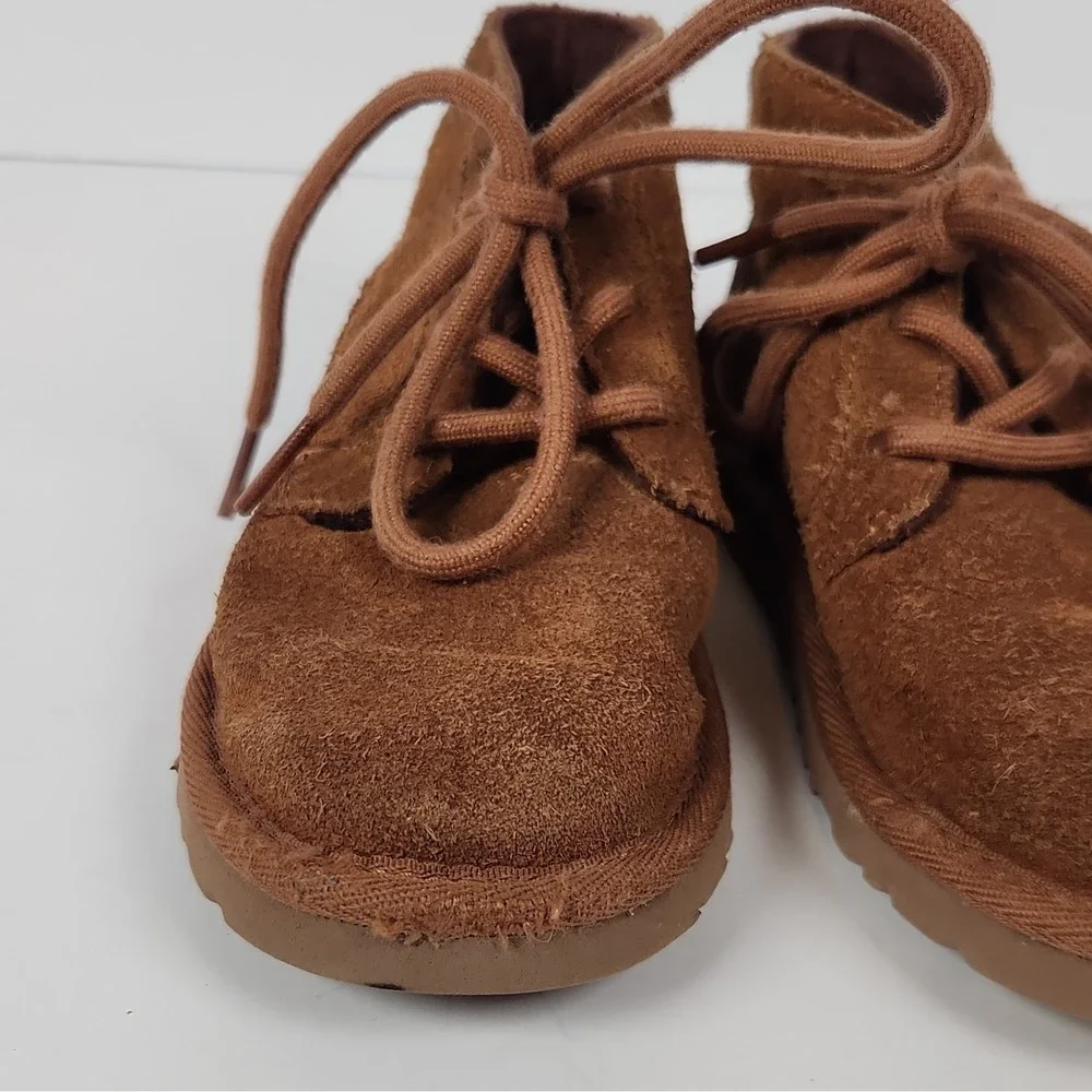 UGG Neumel Kids Boots Chestnut Brown Suede Chukka Lace Up 1010269K 10T